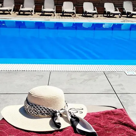 Luxe アパート パランガ